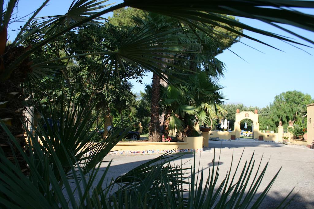 Hotel Villa Rita Paestum Esterno foto